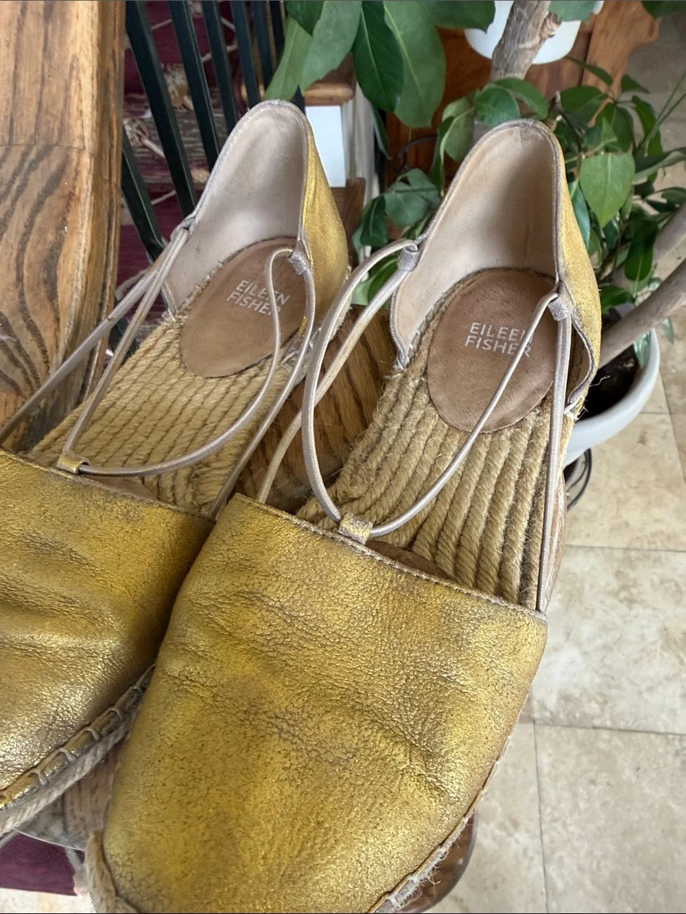 EILEEN FISHER metallic gold espadrilles preowned pre-love size 7